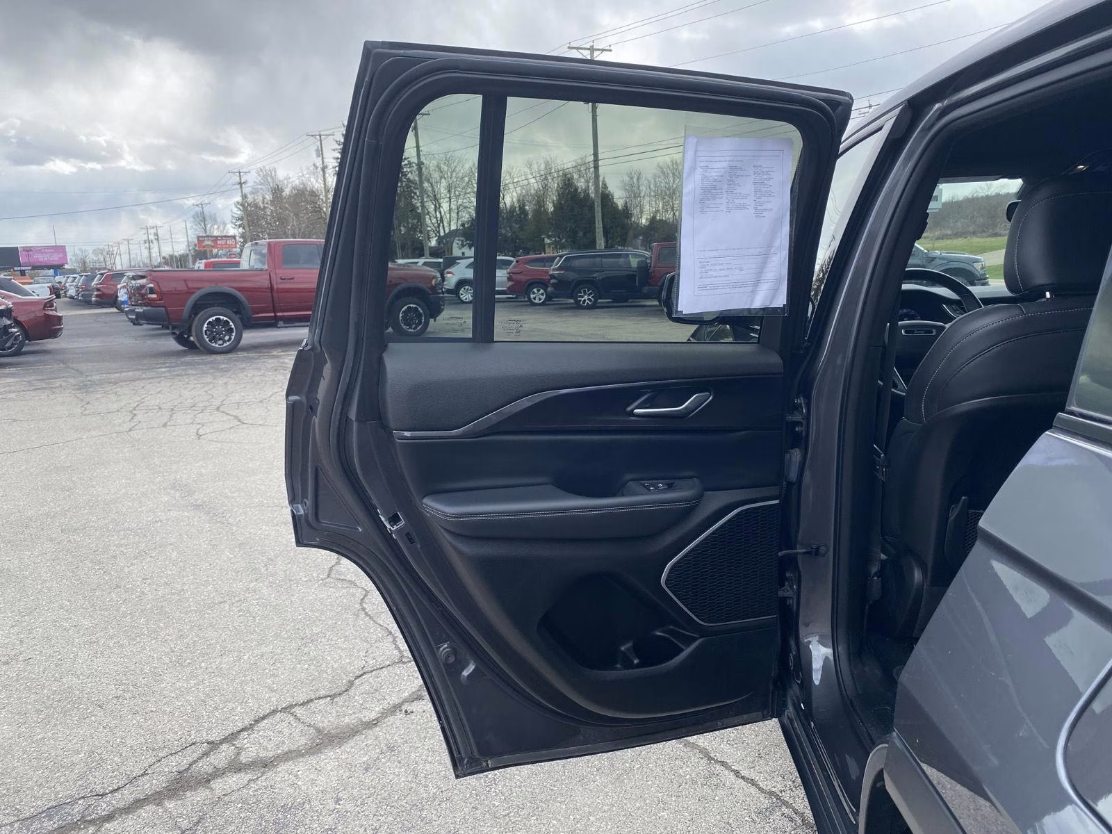 2022 Baltic Gray Metallic Clearcoat Jeep Grand Cherokee Altitude 4X4 SUV