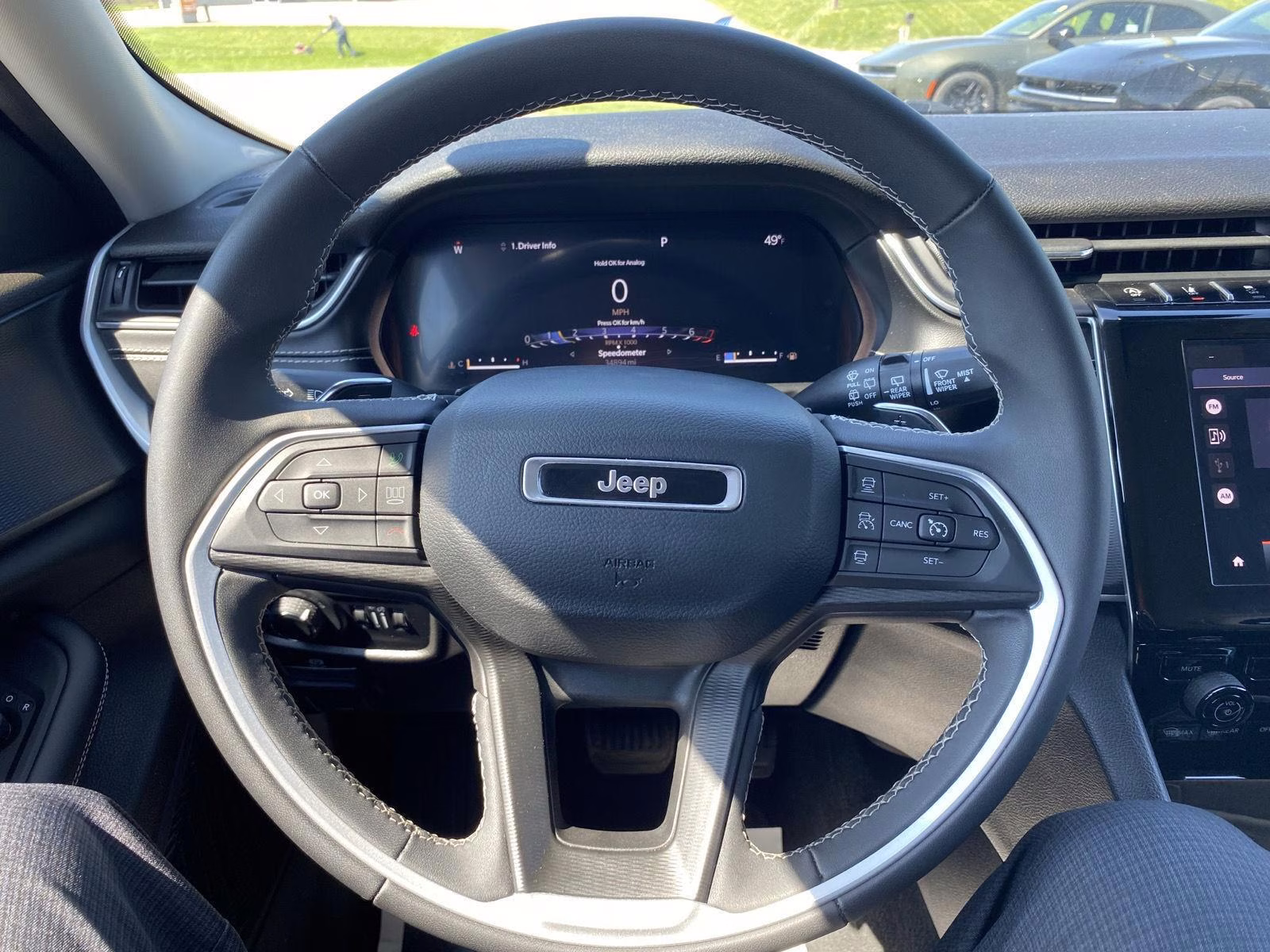 2023 Baltic Gray Metallic Clearcoat Jeep Grand Cherokee Laredo 4X4 SUV