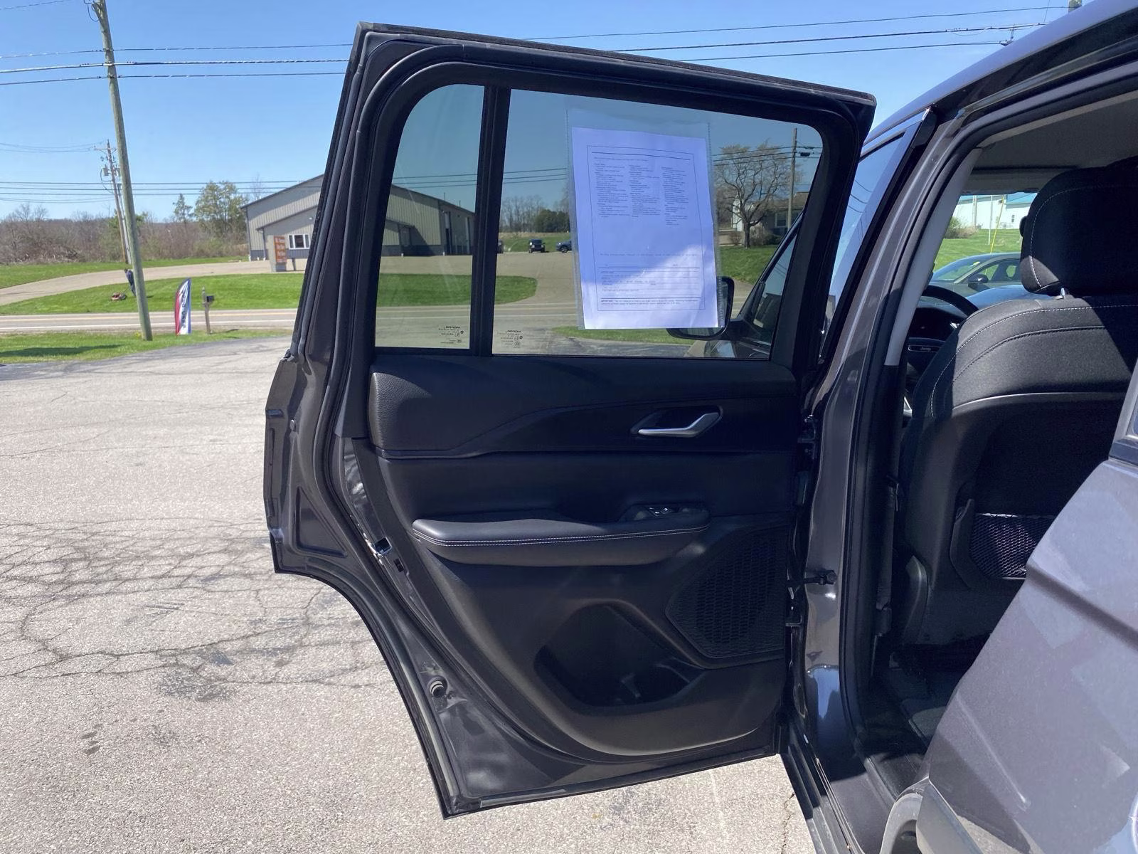 2023 Baltic Gray Metallic Clearcoat Jeep Grand Cherokee Laredo 4X4 SUV