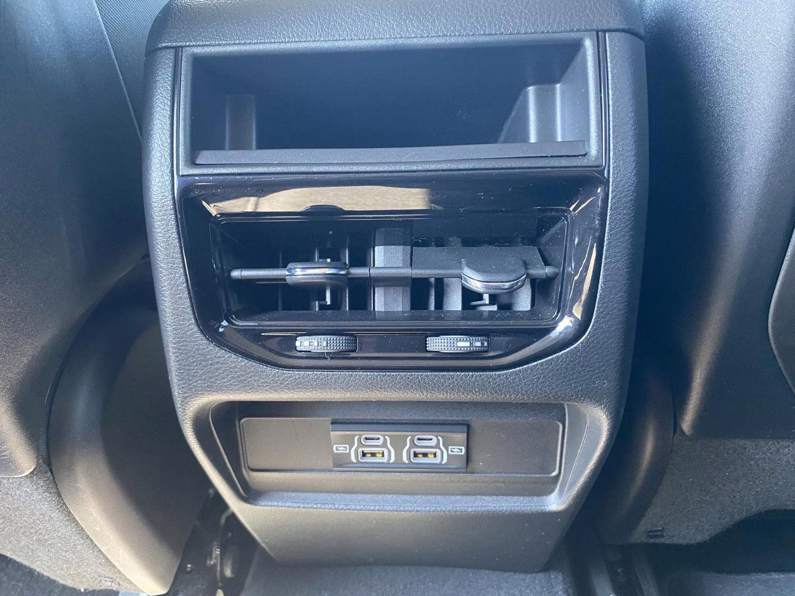 2023 Baltic Gray Metallic Clearcoat Jeep Grand Cherokee Laredo 4X4 SUV