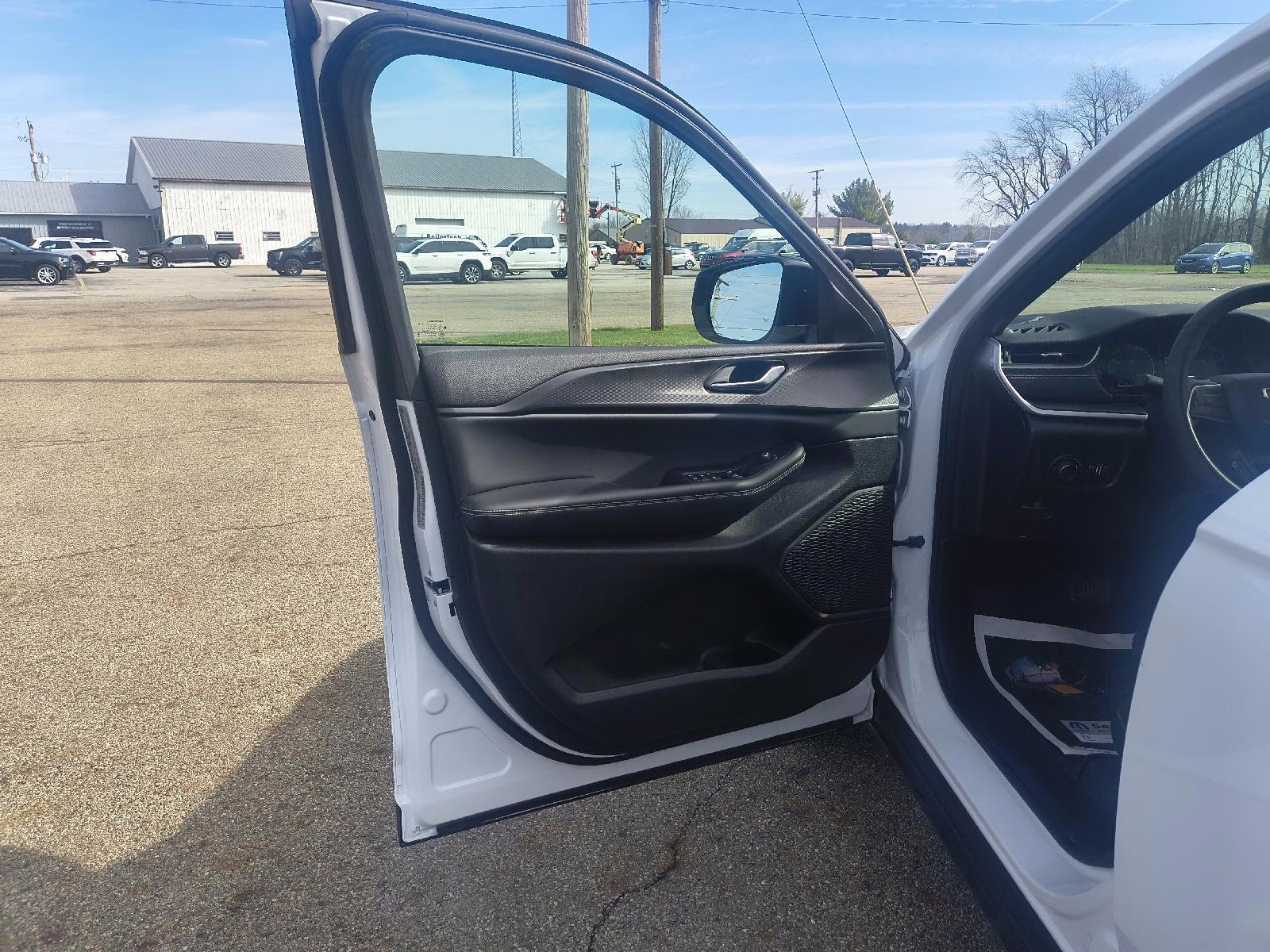 2024 Bright White Clearcoat Jeep Grand Cherokee L Altitude X 4X4 SUV