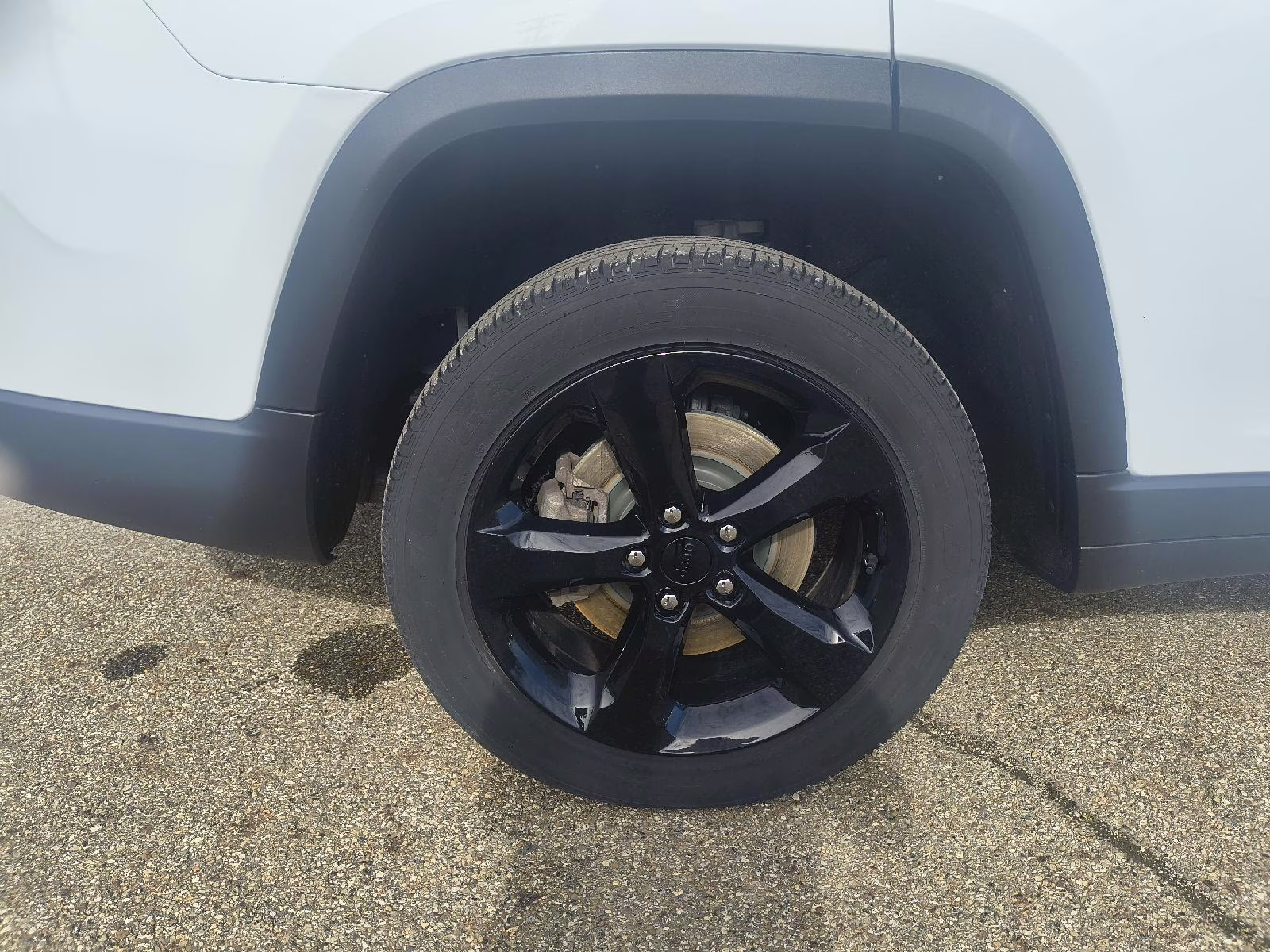 2024 Bright White Clearcoat Jeep Grand Cherokee L Altitude X 4X4 SUV