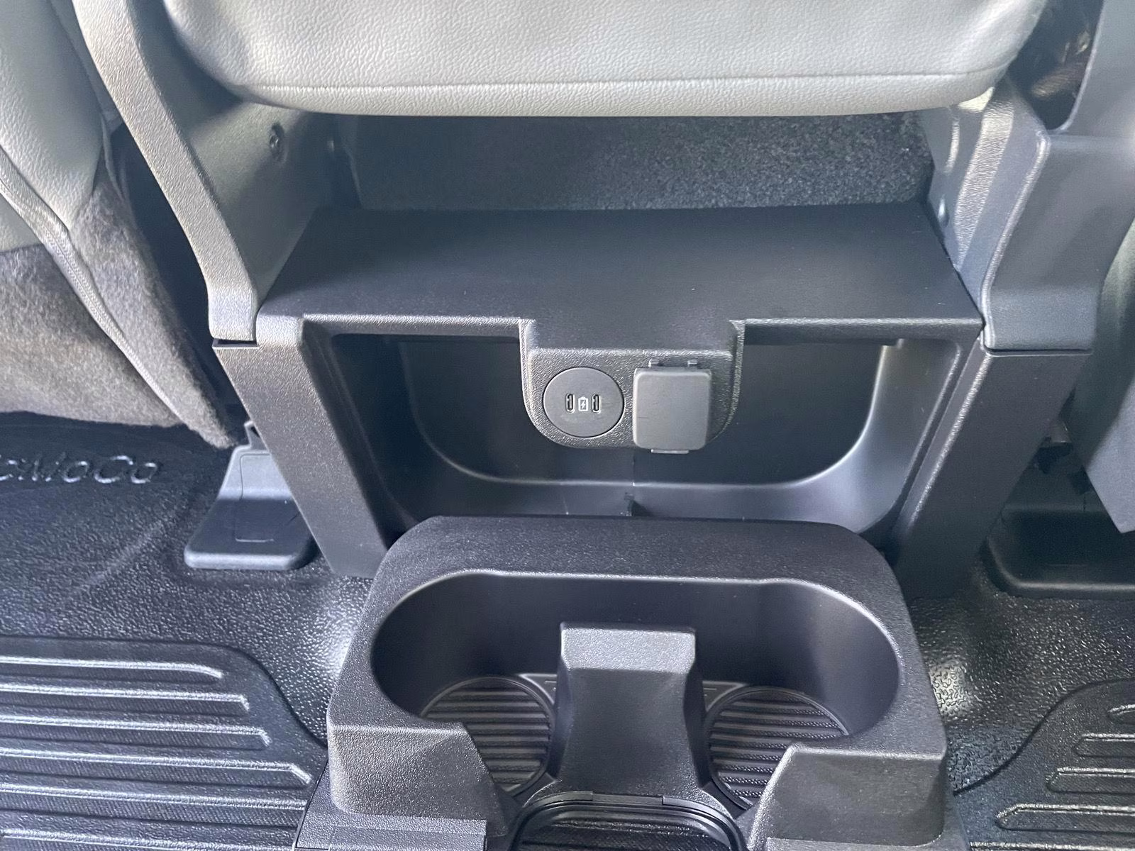 2026 Oxford White Ford Super Duty F-450 DRW XL 4X4 Truck