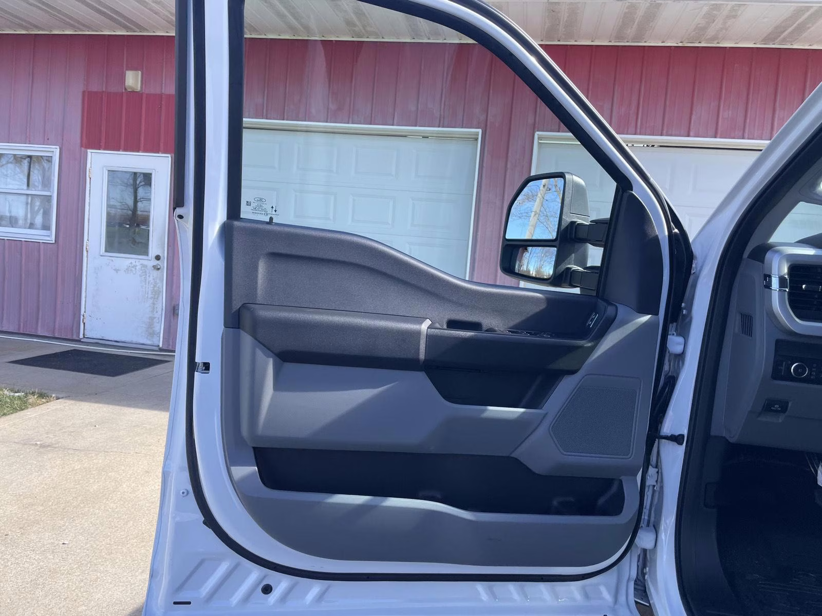 2026 Oxford White Ford Super Duty F-450 DRW XL 4X4 Truck