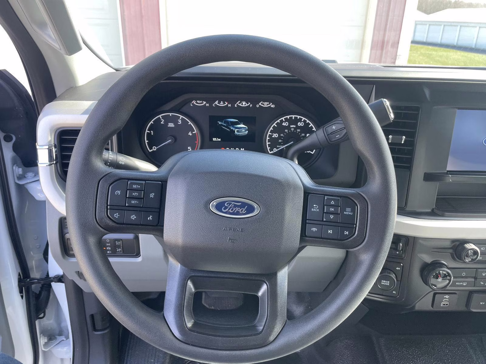 2026 Oxford White Ford Super Duty F-450 DRW XL 4X4 Truck