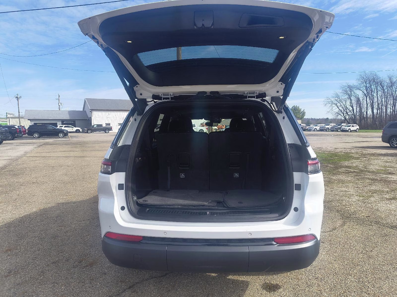2024 Bright White Clearcoat Jeep Grand Cherokee L Altitude X 4X4 SUV