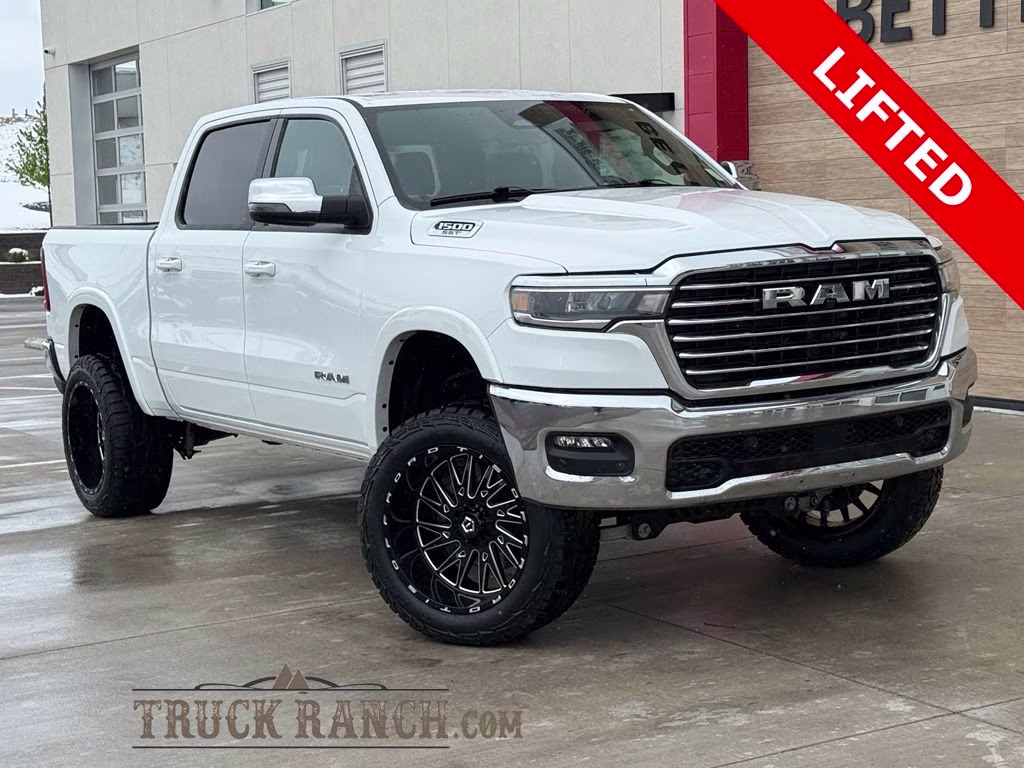 2025 RAM 1500 Laramie 4x4 Crew Cab 5'7's photo