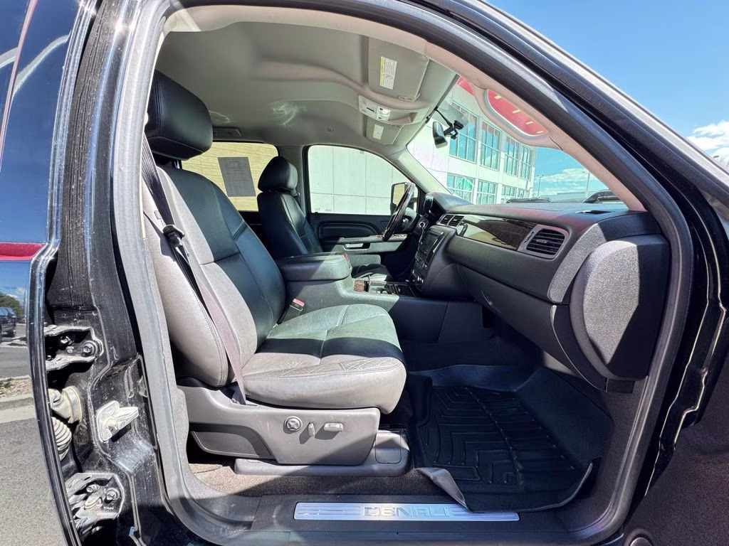 2014 Onyx Black GMC Sierra 2500HD Denali 4X4 Truck