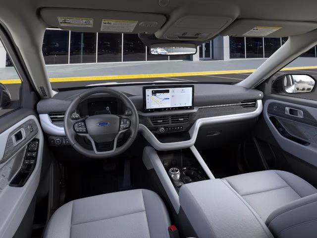 2026 Space White Metallic Ford Explorer Platinum 4X4 SUV