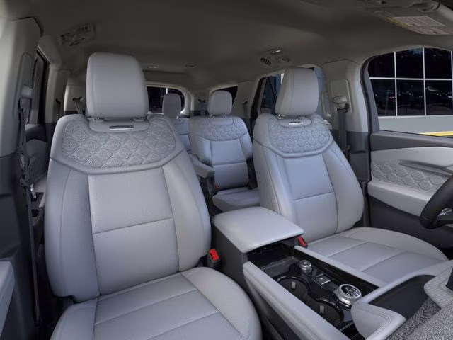 2026 Space White Metallic Ford Explorer Platinum 4X4 SUV