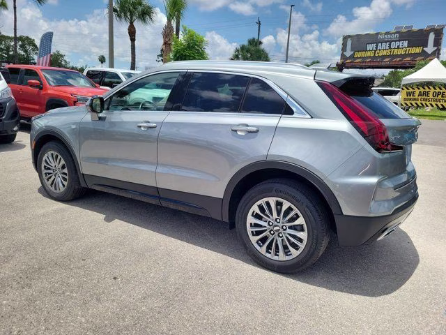 2025 Argent Silver Metallic Cadillac XT4 Premium Luxury FWD SUV