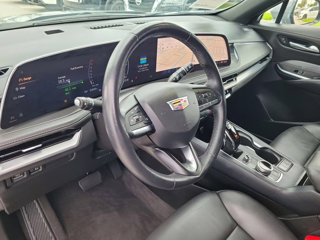 2025 Silver Metallic Cadillac XT4 Premium Luxury FWD SUV