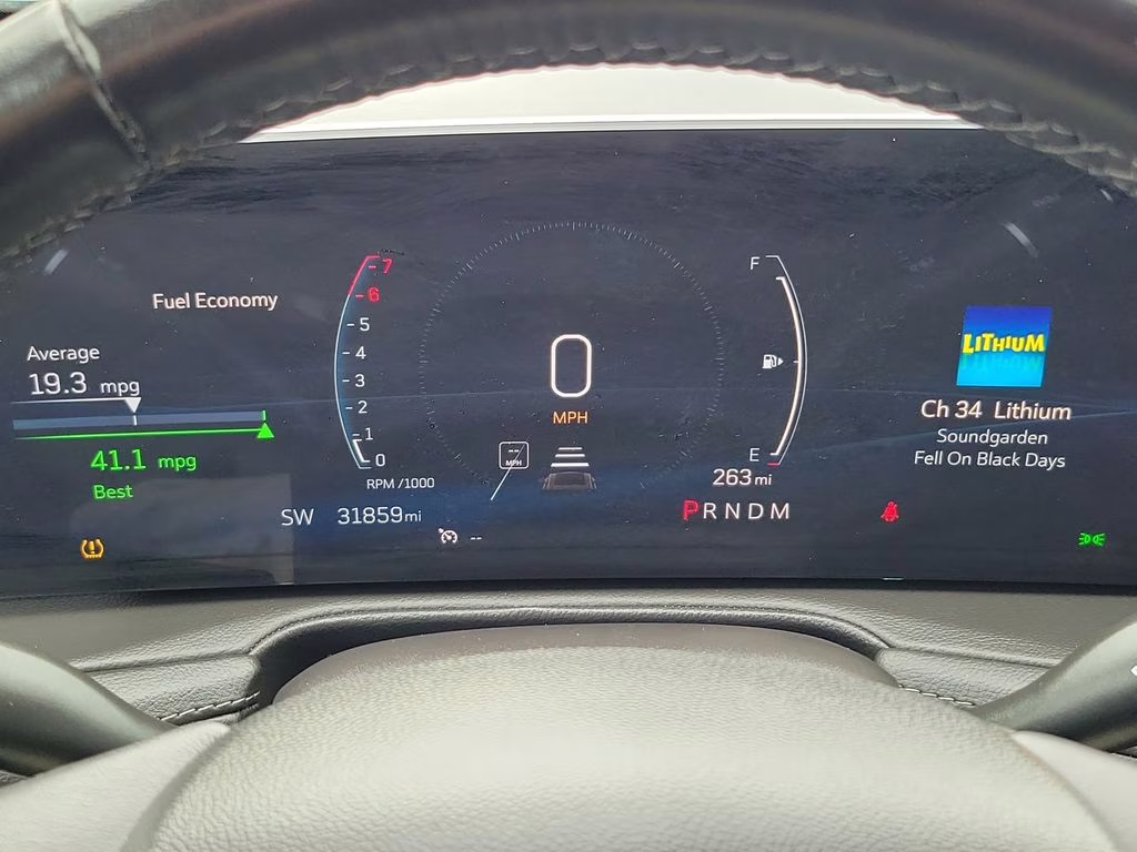 2025 Silver Metallic Cadillac XT4 Premium Luxury FWD SUV