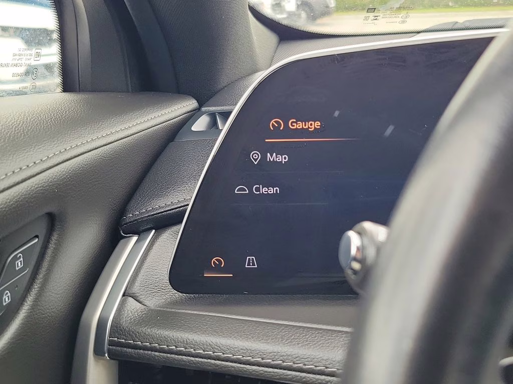 2025 Silver Metallic Cadillac XT4 Premium Luxury FWD SUV