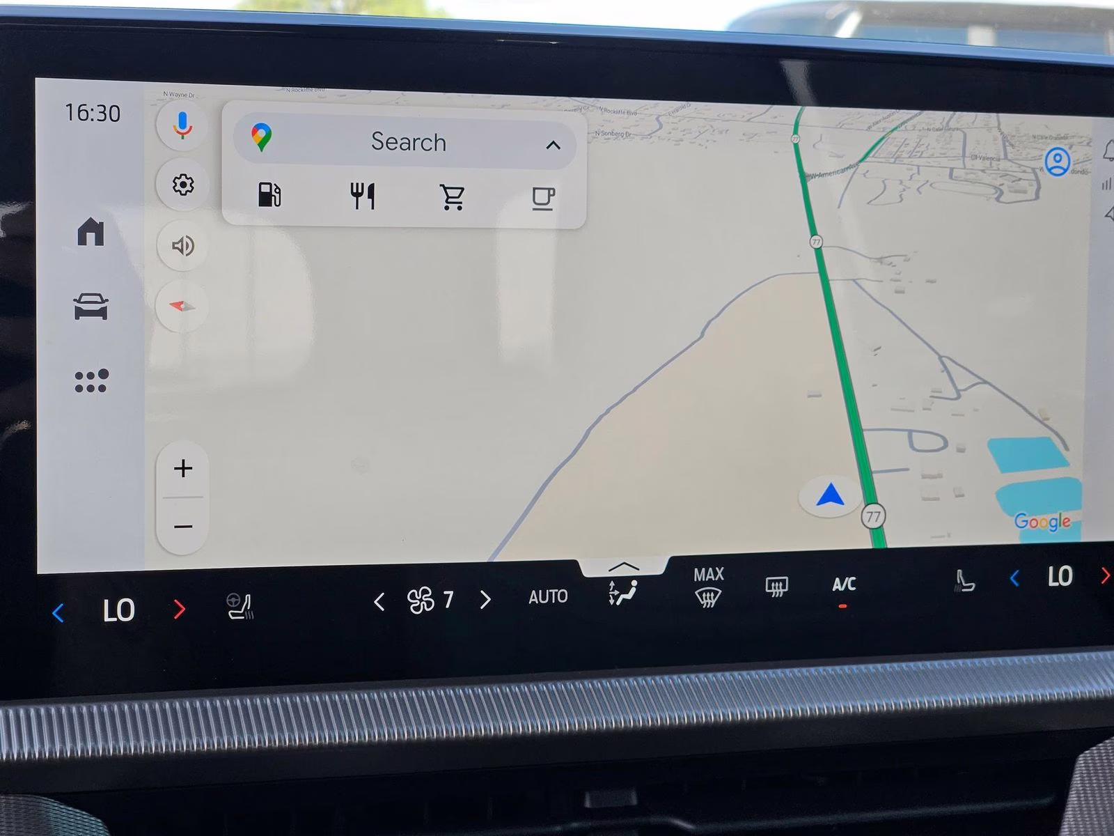 2026 White Metallic Ford Explorer Active 4X4 SUV