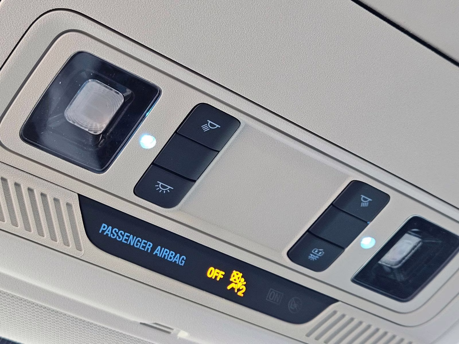 2026 White Metallic Ford Explorer Active 4X4 SUV