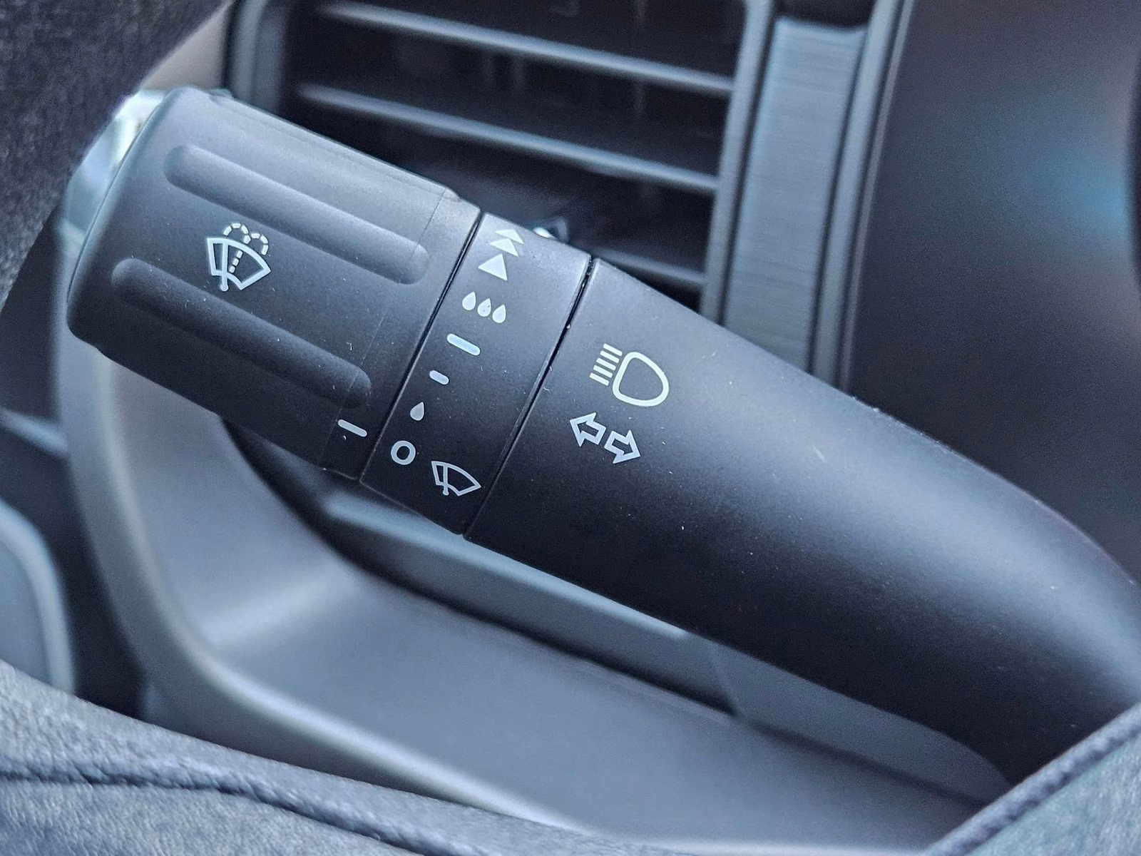 2026 Gray Metallic Ford F-150 XL 4X4 Truck