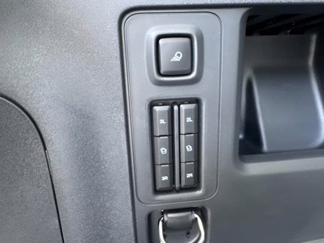 2026 Silver Metallic Ford Expedition Max Active RWD SUV