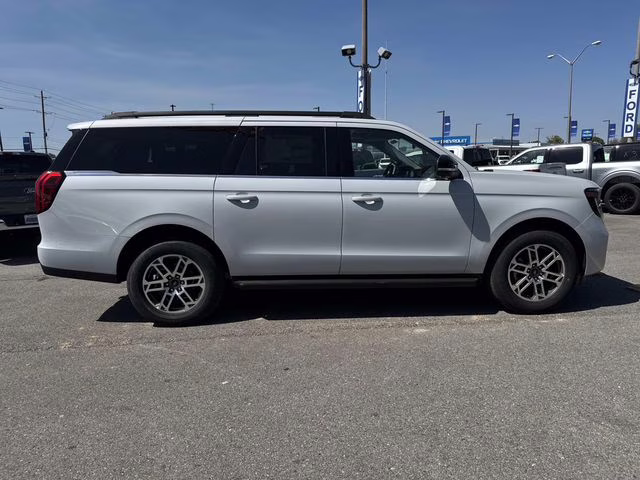 2026 Silver Metallic Ford Expedition Max Active RWD SUV
