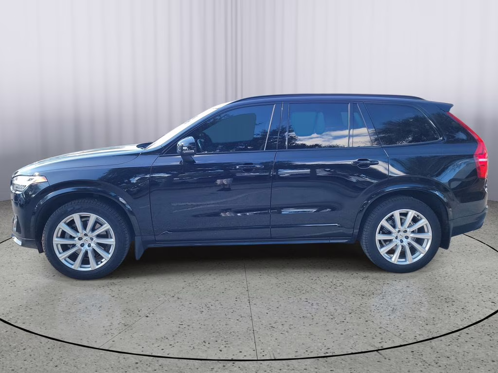 2021 Onyx Black Metallic Volvo XC90 R-Design AWD SUV
