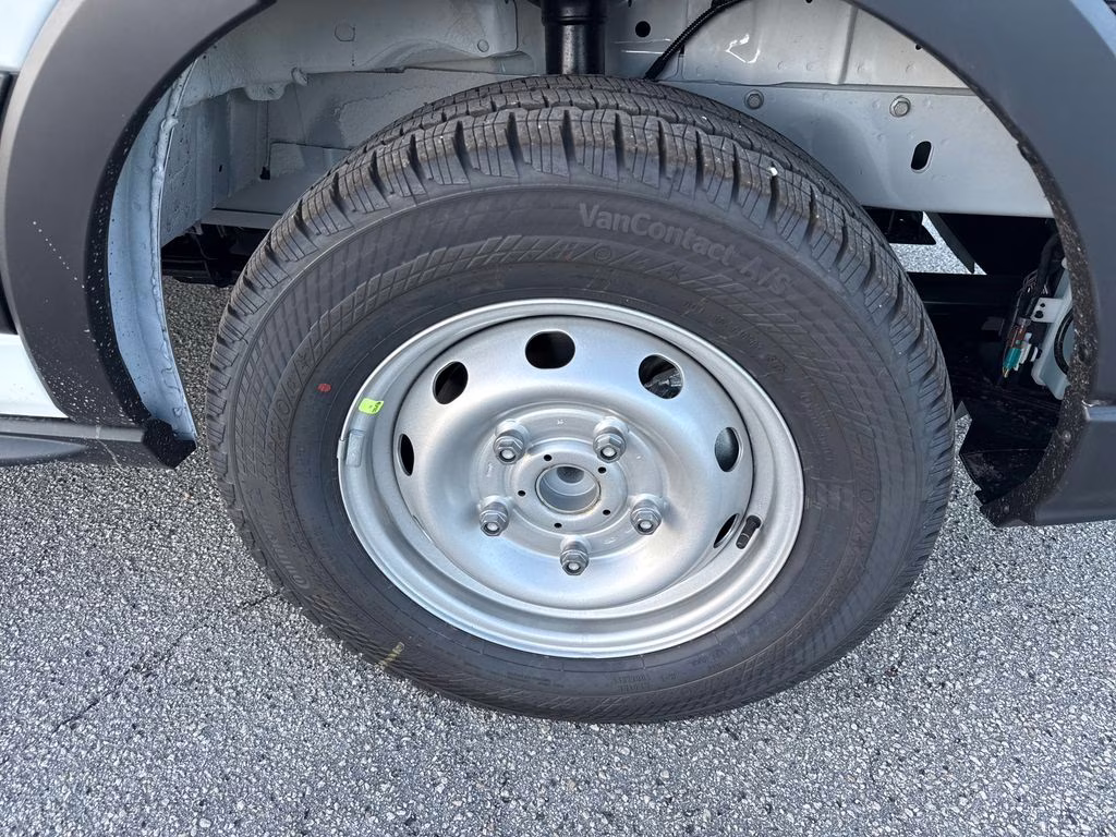 2026 Ingot Silver Metallic Ford Transit-250 Base RWD Van