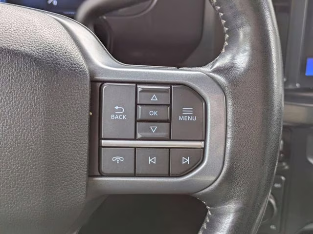 2024 Oxford White Ford Super Duty F-250 SRW Lariat 4X4 Truck