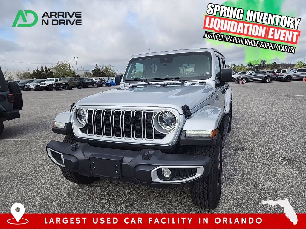 2024 Silver Zynith Clearcoat Jeep Wrangler Sahara 4X4 SUV