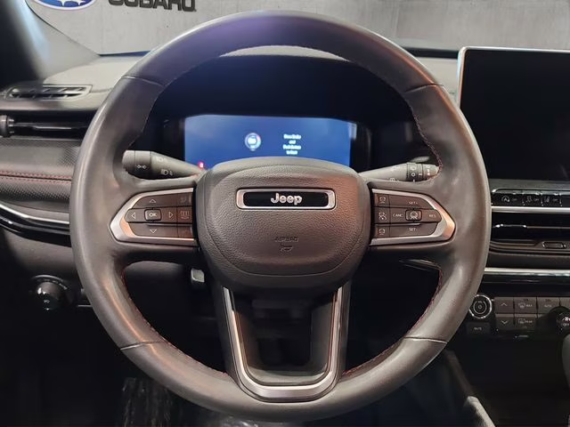 2023 Billet Silver Metallic Clearcoat Jeep Compass Trailhawk 4X4 SUV