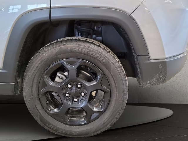 2023 Billet Silver Metallic Clearcoat Jeep Compass Trailhawk 4X4 SUV