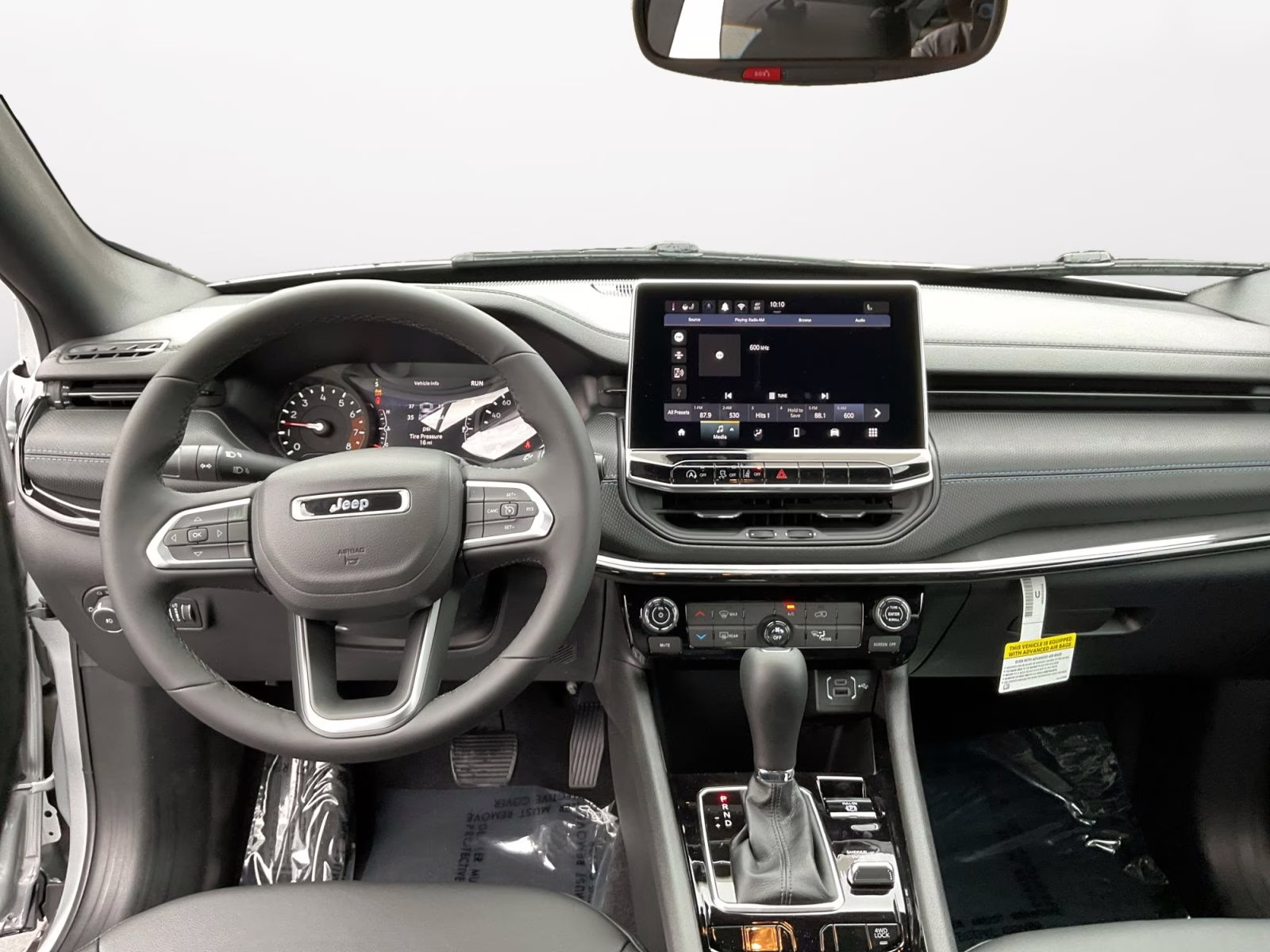 2026 Silver Zynith Metallic Clearcoat Jeep Compass Latitude 4X4 SUV