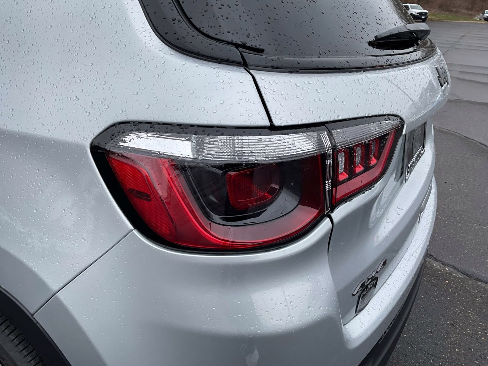 2026 Silver Zynith Metallic Clearcoat Jeep Compass Latitude 4X4 SUV