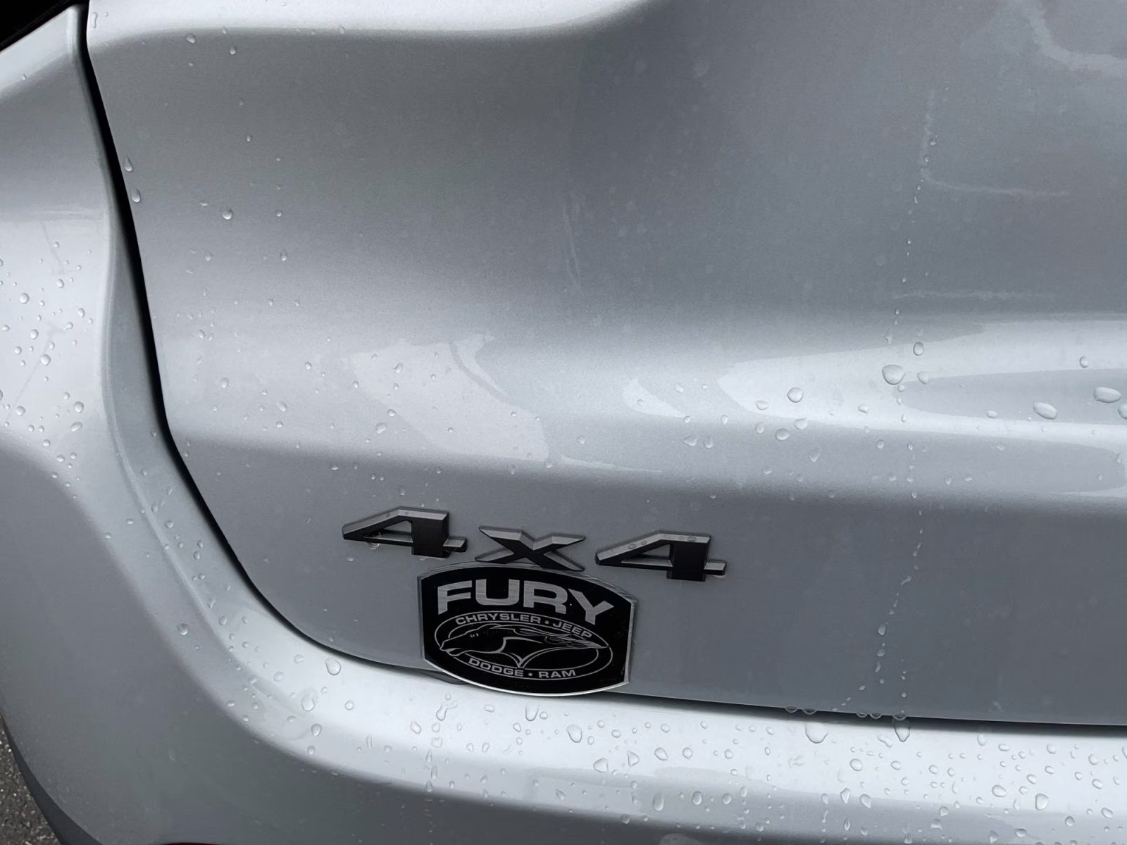 2026 Silver Zynith Metallic Clearcoat Jeep Compass Latitude 4X4 SUV