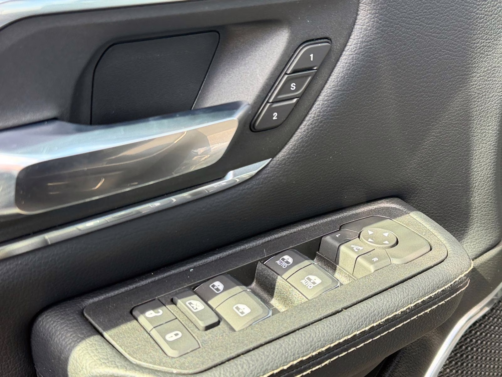 2026 Granite Crystal Metallic Clearcoat Ram 1500 Laramie 4X4 Truck