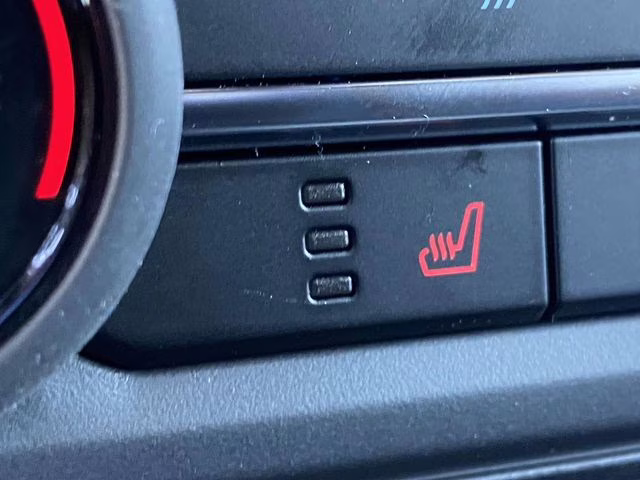 2026 Oxford White Ford Bronco Heritage Edition 4X4 SUV