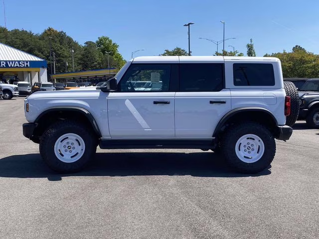 2026 Oxford White Ford Bronco Heritage Edition 4X4 SUV
