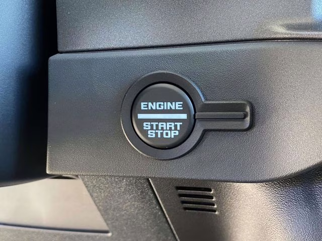 2026 Gray Ford Bronco Badlands 4X4 SUV