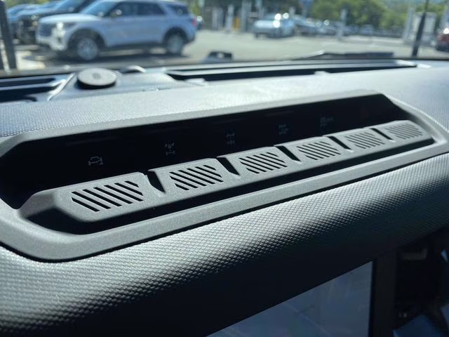 2026 Gray Ford Bronco Badlands 4X4 SUV