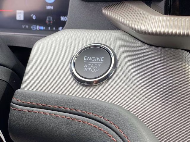 2026 Space White Metallic Ford Explorer Active RWD SUV