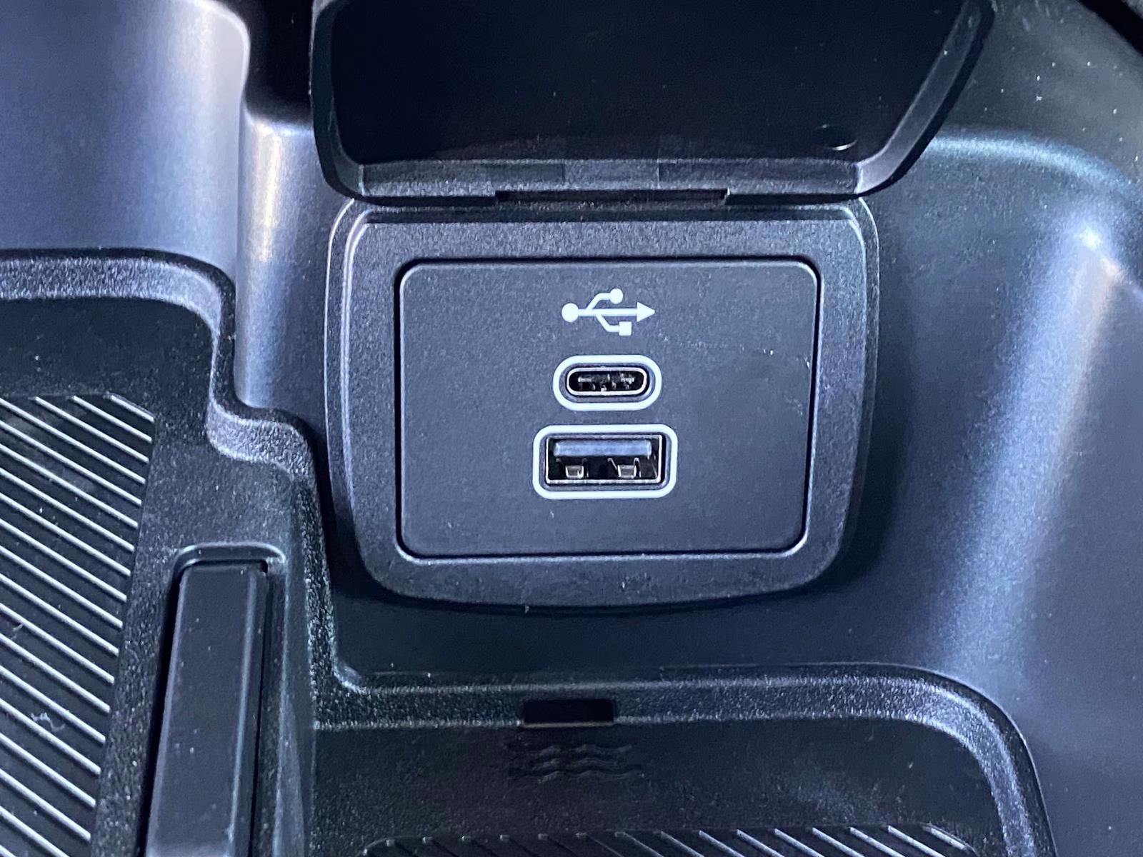 2026 Oxford White Ford Bronco Heritage Edition 4X4 SUV