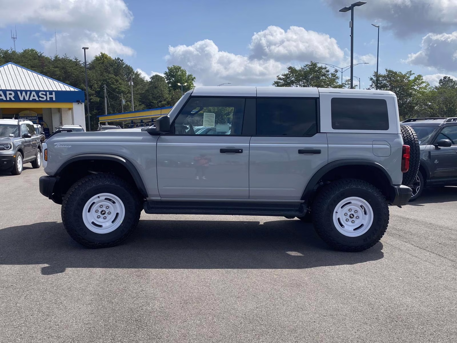 2026 Avalanche Gray Ford Bronco Heritage Edition 4X4 SUV