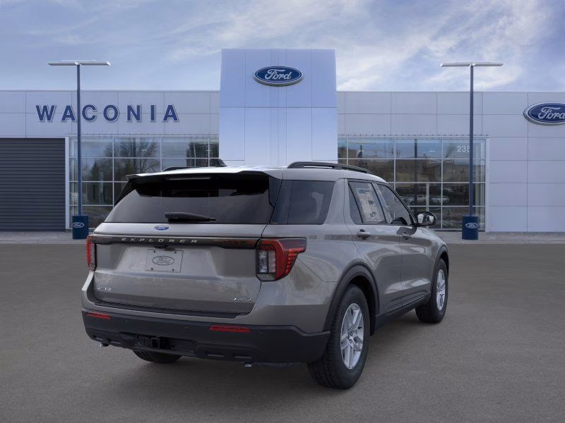 2026 Carbonized Gray Metallic Ford Explorer Active 4X4 SUV