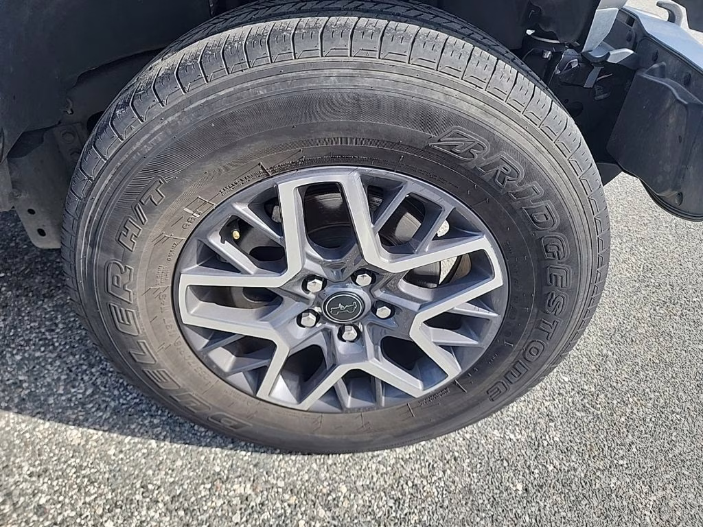 2024 Silver Zynith Clearcoat Jeep Wrangler Sahara 4X4 SUV