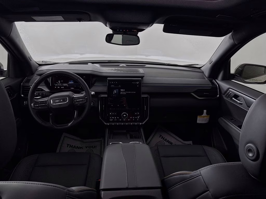 2025 White Frost Tricoat GMC Acadia AT4 AWD SUV