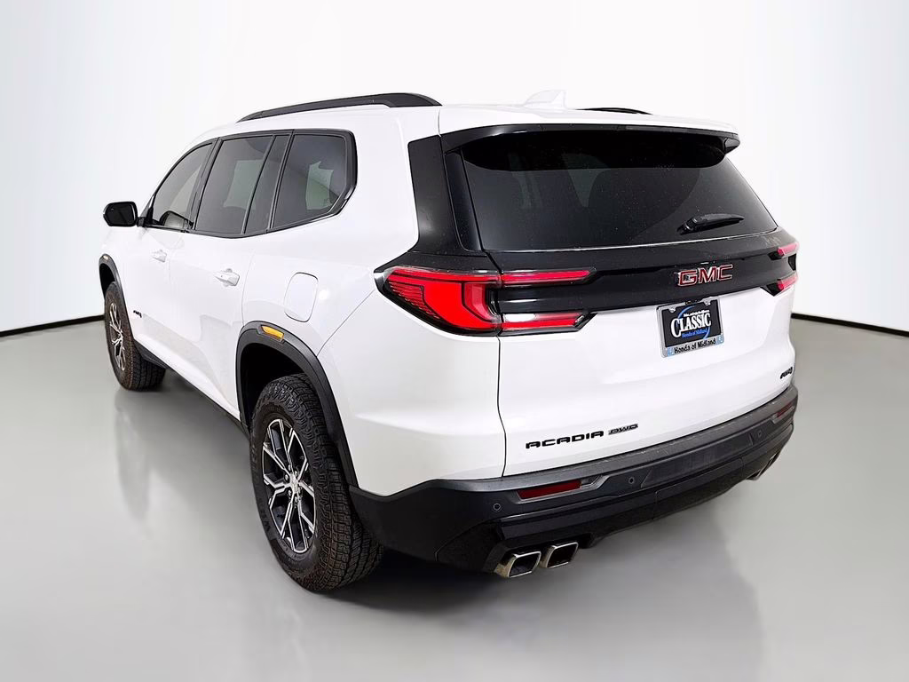 2025 White Frost Tricoat GMC Acadia AT4 AWD SUV