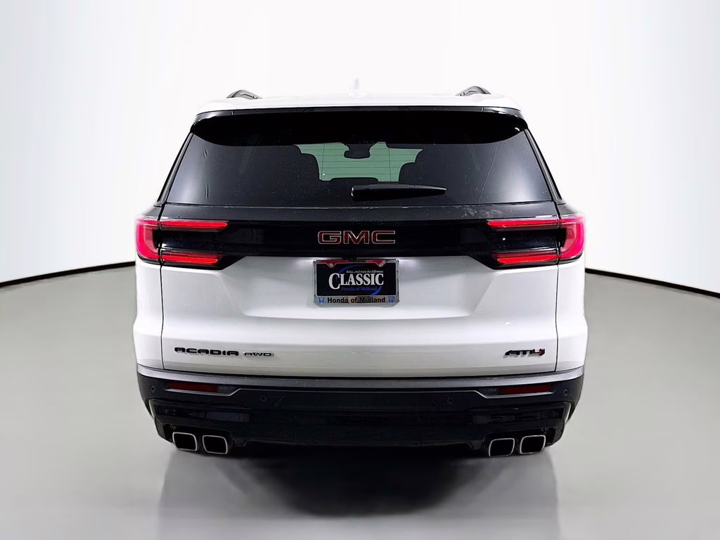2025 White Frost Tricoat GMC Acadia AT4 AWD SUV