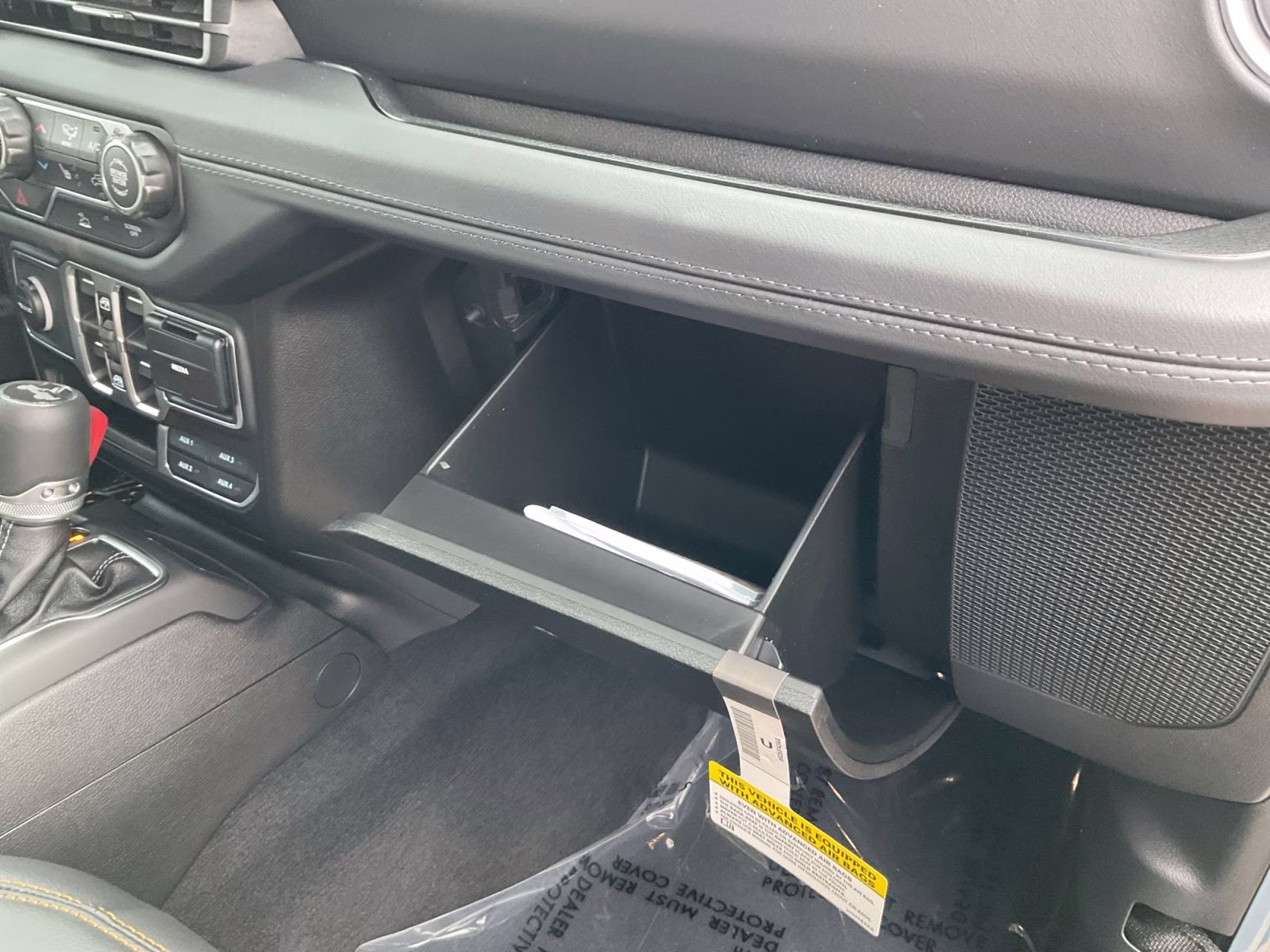 2026 Anvil Clear Coat Jeep Wrangler Sahara 4X4 SUV