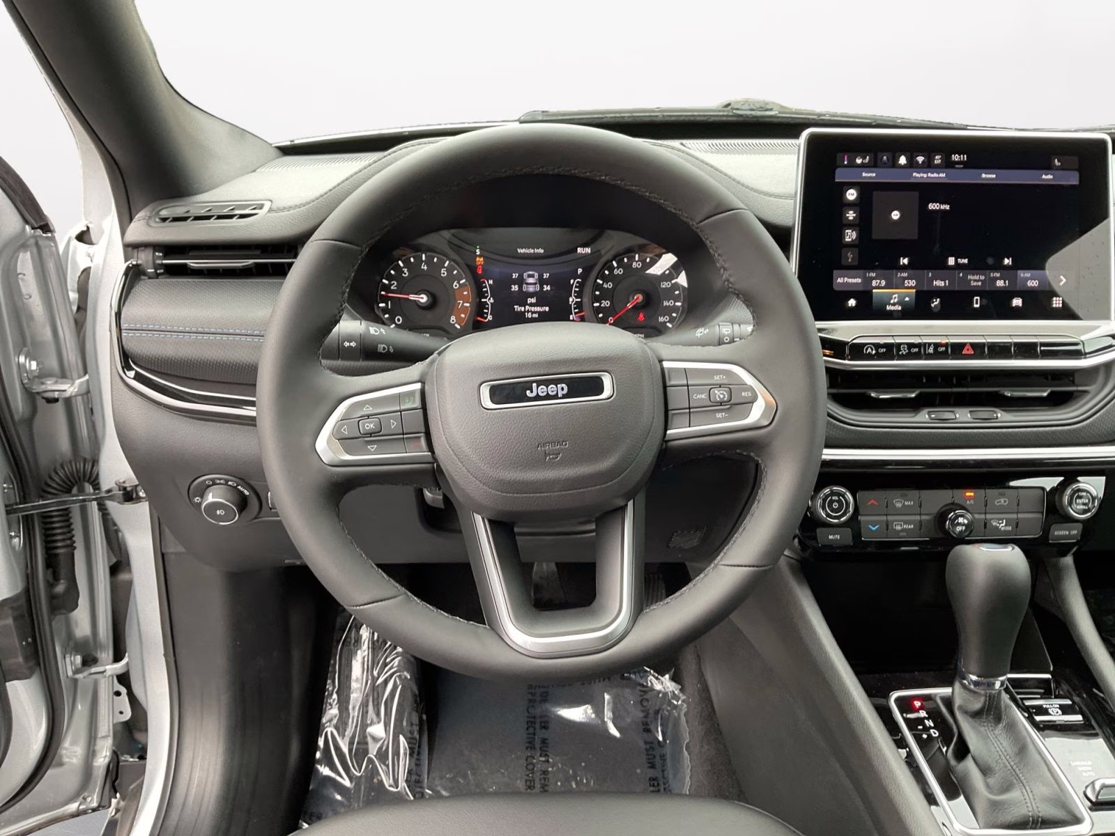 2026 Silver Zynith Metallic Clearcoat Jeep Compass Latitude 4X4 SUV