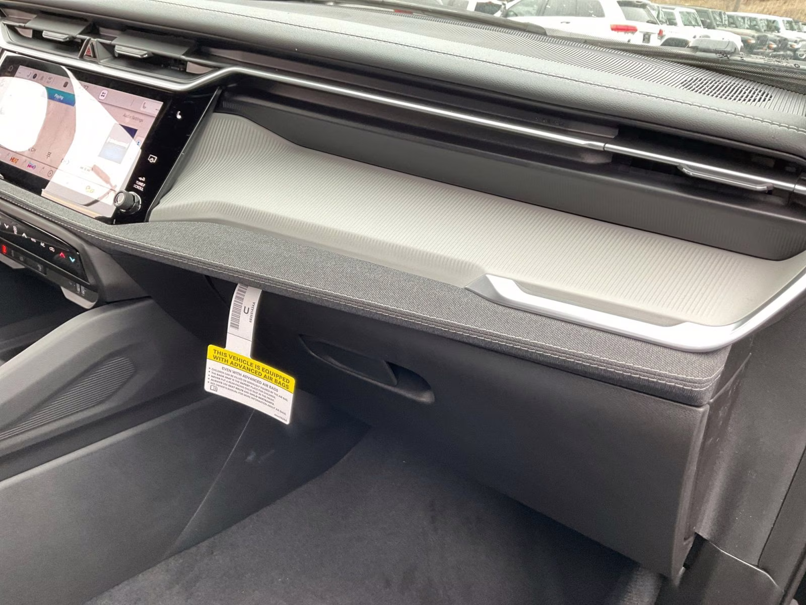 2026 Diamond Black Crystal Pearlcoat Jeep Cherokee Laredo 4X4 SUV