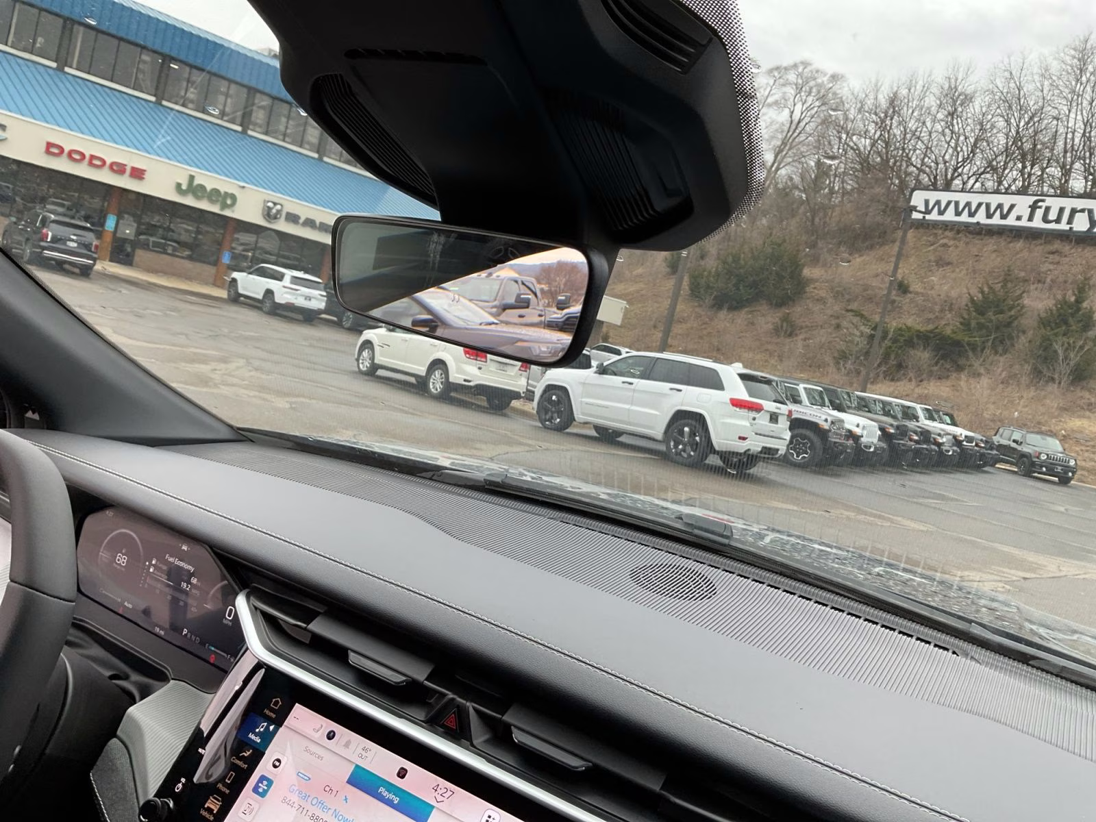 2026 Diamond Black Crystal Pearlcoat Jeep Cherokee Laredo 4X4 SUV