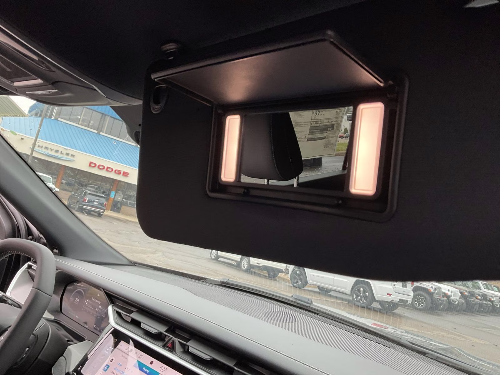 2026 Diamond Black Crystal Pearlcoat Jeep Cherokee Laredo 4X4 SUV